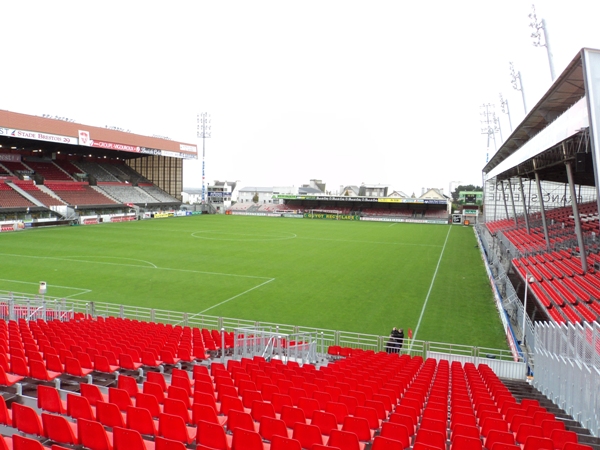 Stade Francis-Le Blé